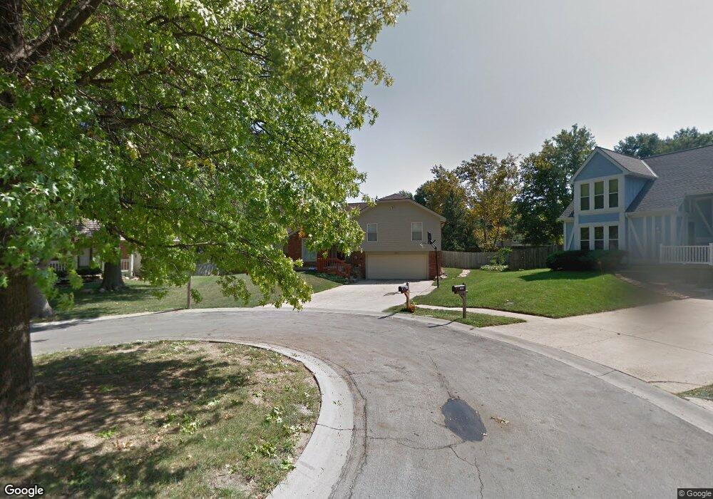 7823 Monrovia St, Shawnee, KS 66216 - photo 1