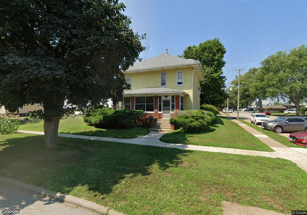 300 S Elm St, Shenandoah, IA 51601 - photo 1