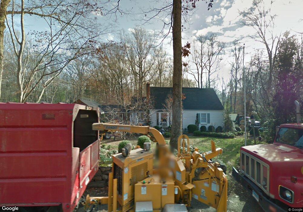 20 Meeker Rd, Westport, CT 06880 - photo 1