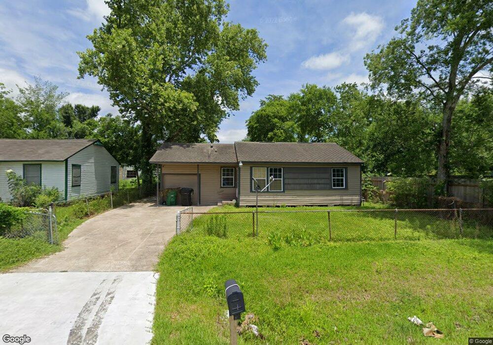 7205 Howton St unit B, Houston, TX 77028 - photo 1