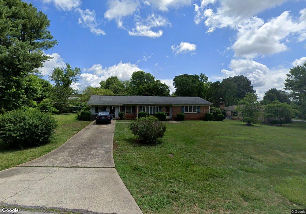 1614 Kenmore Dr, Statesville, NC 28625 - photo 1