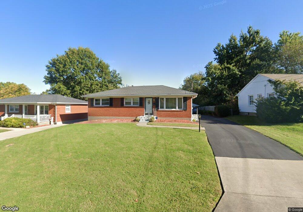 6011 Apex Dr, Louisville, KY 40219 - photo 1
