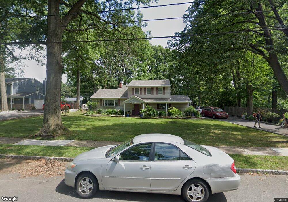 135 Fairview Rd, Clark, NJ 07066 - photo 1