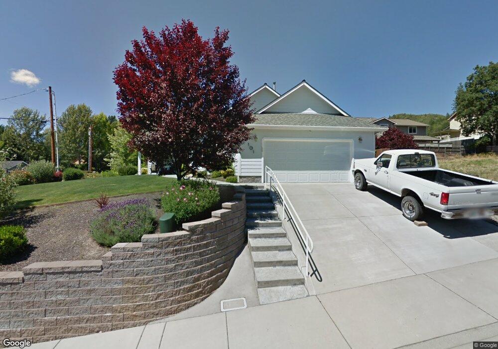 101 Vista Cir, Rogue River, OR 97537 - photo 1