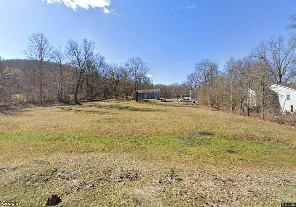 63 Round Hill Rd, Washingtonville, NY 10992 - photo 1