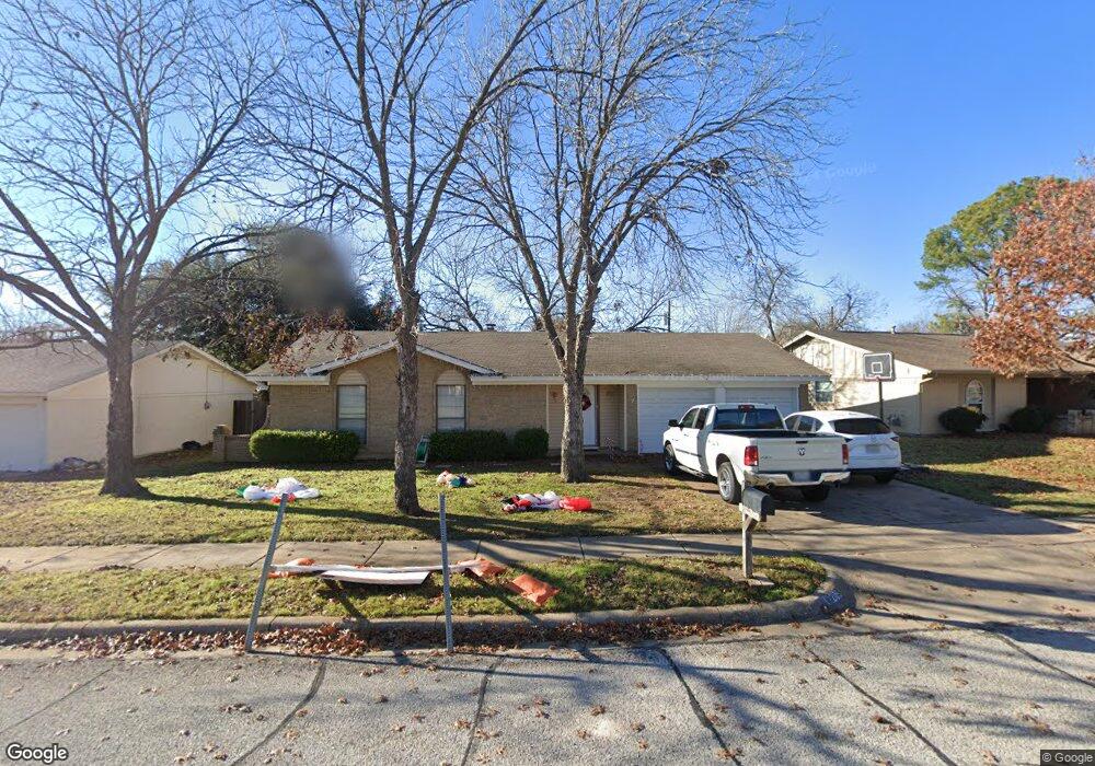 1209 Winchester Way, Bedford, TX 76022 - photo 1