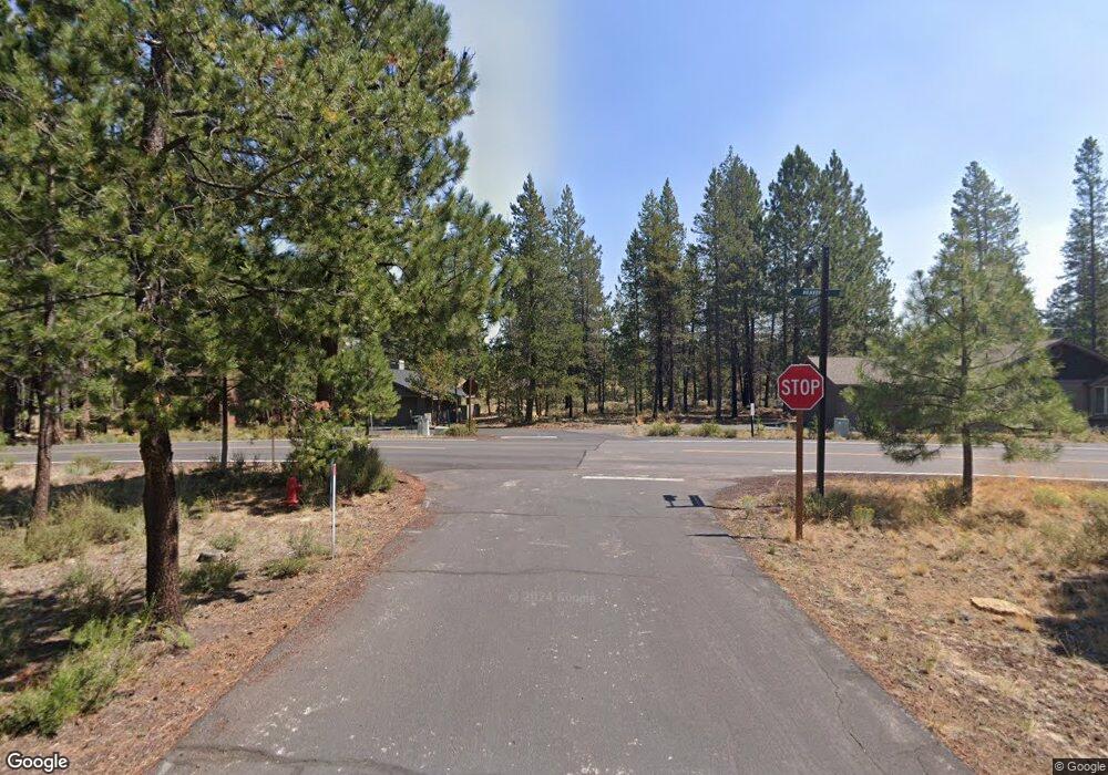 9 Lava Top Ln, Sunriver, OR 97707 - photo 1