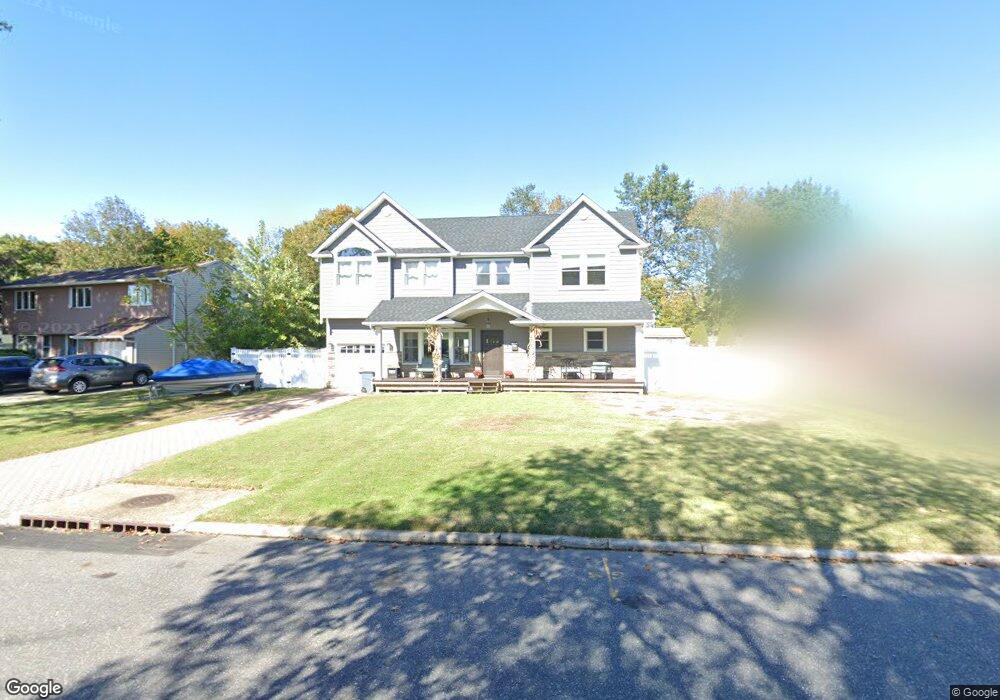 48 Montrose Dr, ComMacK, NY 11725 - photo 1