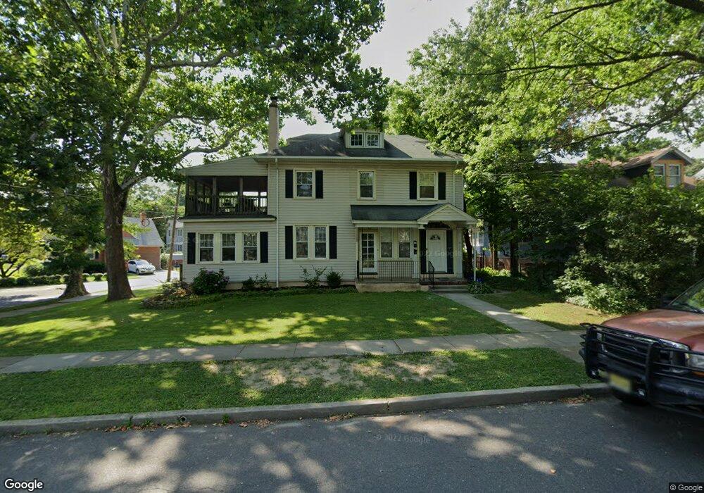 317 Lakeview Dr, Collingswood, NJ 08108 - photo 1