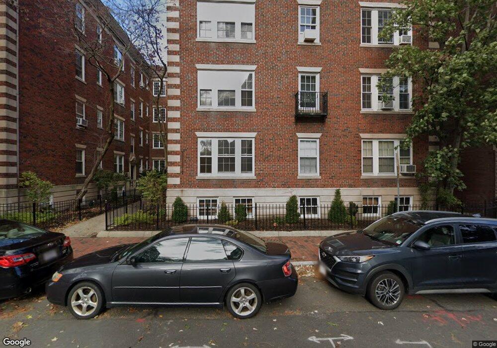 285 Harvard St unit 403, Cambridge, MA 02139 - photo 1