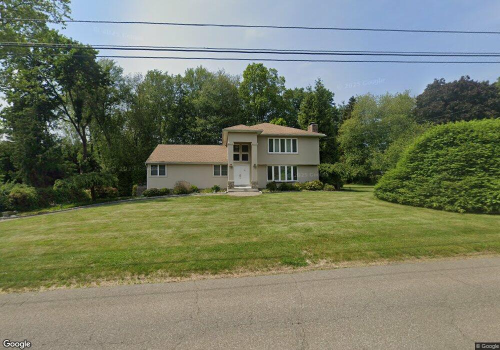 271 Pine Tree Dr, Orange, CT 06477 - photo 1