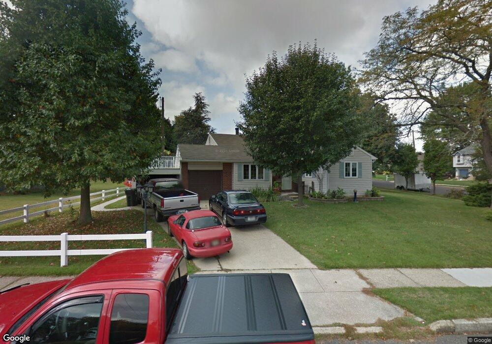 251 Lansing Dr, Mantua, NJ 08051 - photo 1