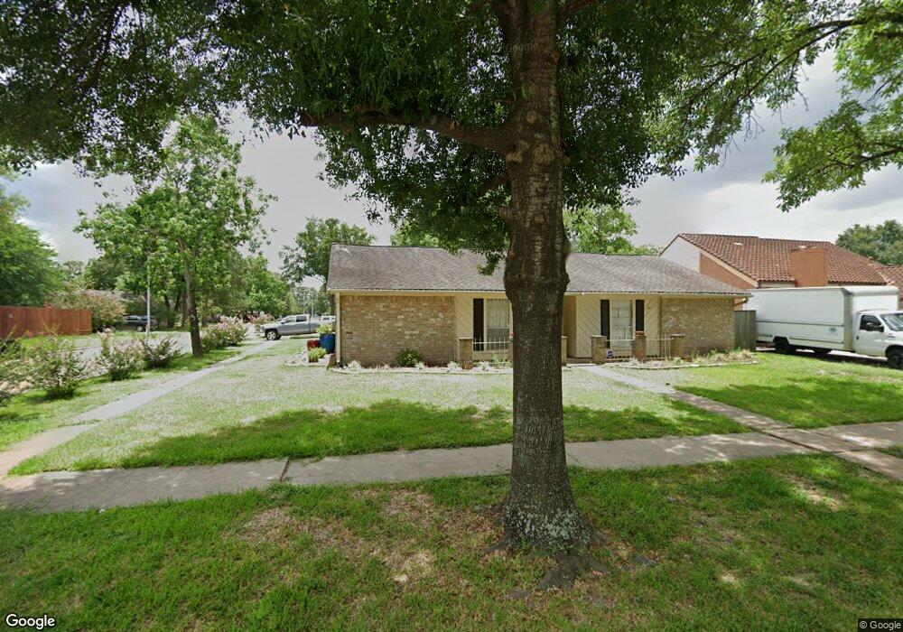 4003 Saratoga Dr, Houston, TX 77088 - photo 1