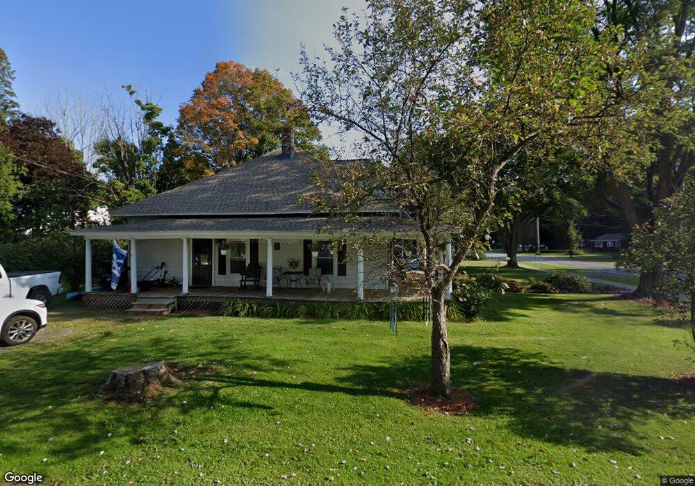 18 Valentine Ave, Derby Line, VT 05830 - photo 1