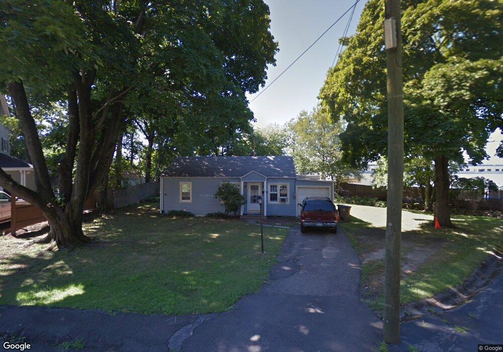 32 Sutton Place, Stamford, CT 06906 - photo 1