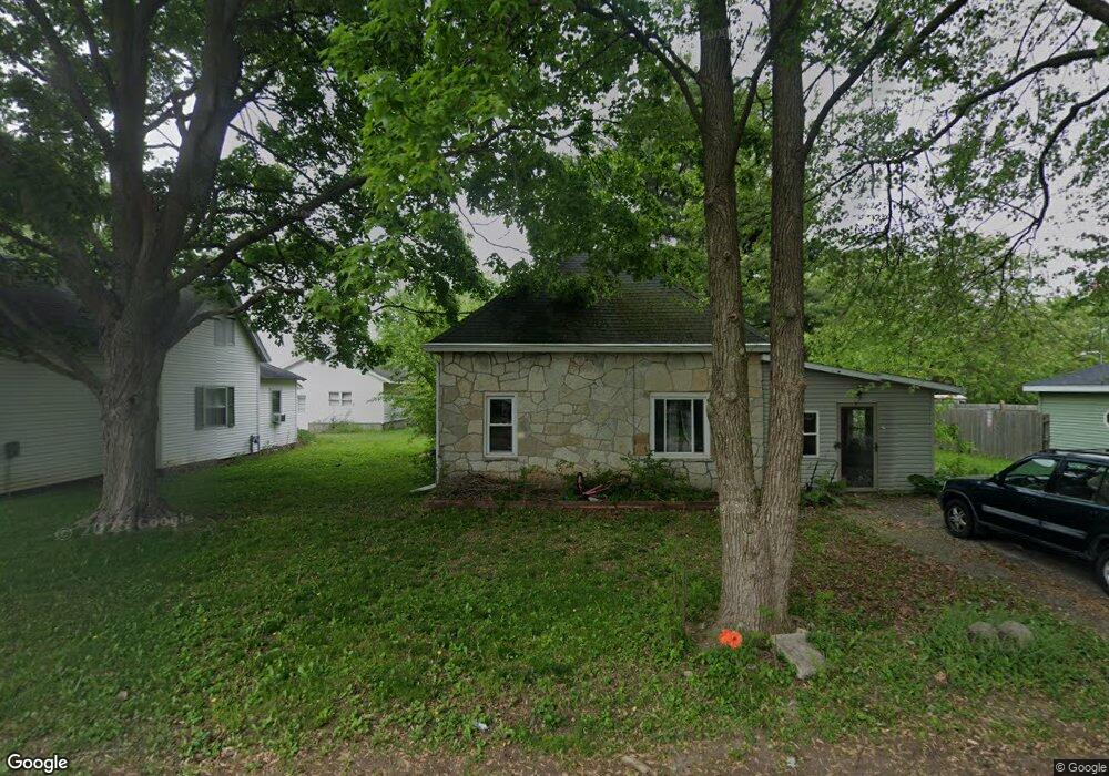 909 E Wabash St, Converse, IN 46919 - photo 1