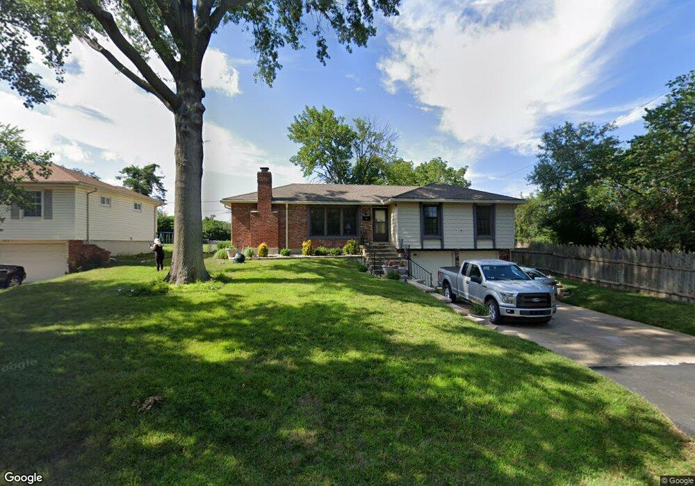 11200 W 51st Terrace, Shawnee, KS 66203 - photo 1