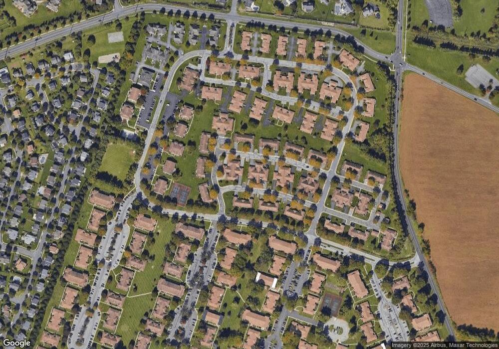 2673 Rolling Green Dr, Macungie, PA 18062 - photo 1