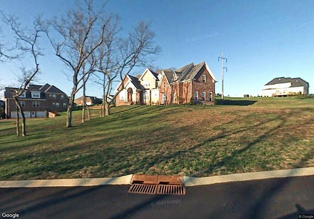 2927 Mclemore Cir, Franklin, TN 37064 - photo 1