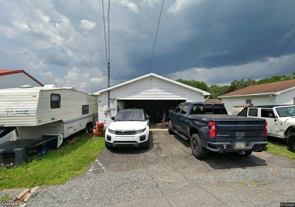 818 Lehigh St, Jim Thorpe, PA 18229 - photo 1