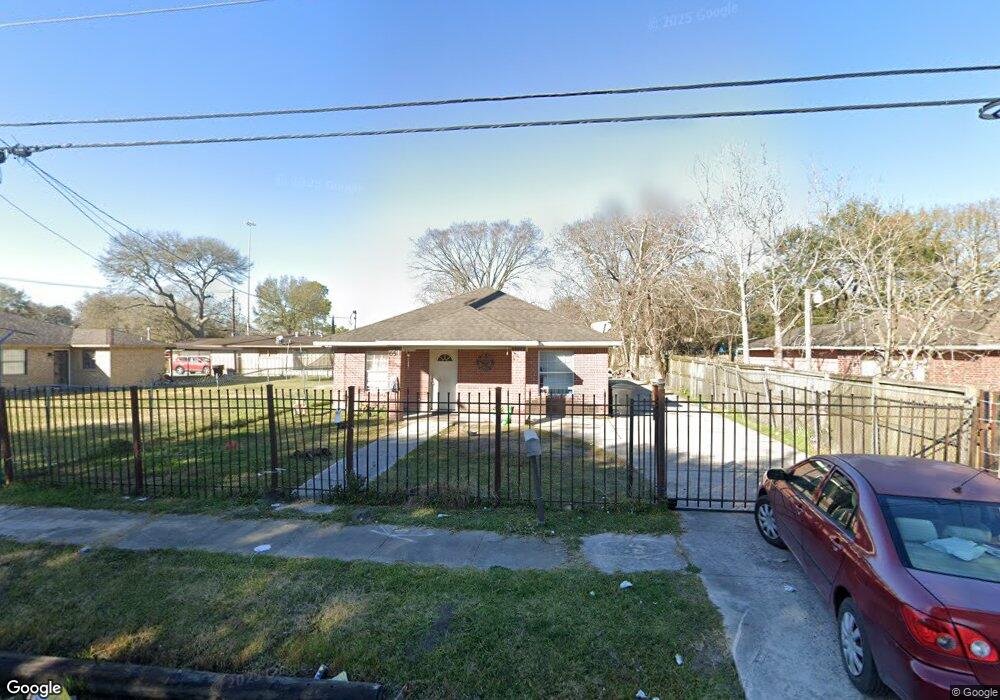 6511 Fairway Dr, Houston, TX 77087 - photo 1