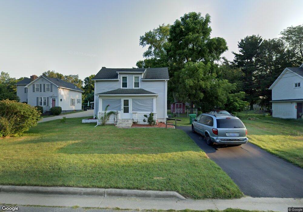 913 Clay St, Niles, MI 49120 - photo 1