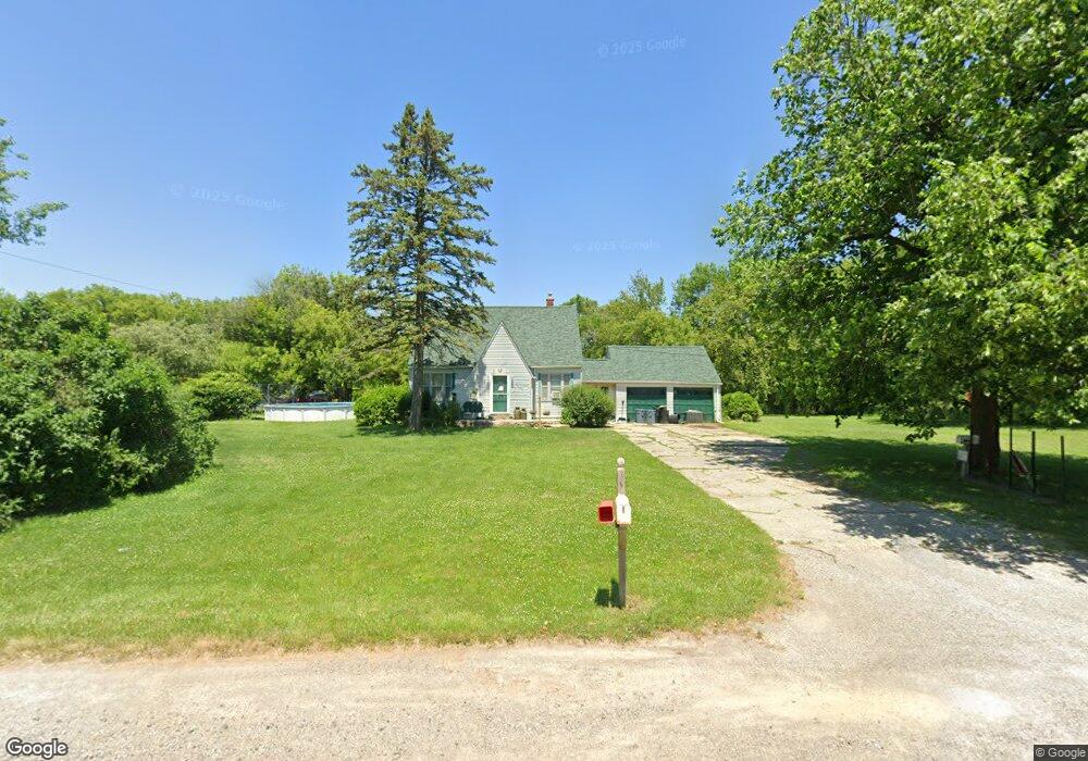 9157 E Richfield Rd, Davison, MI 48423 - photo 1