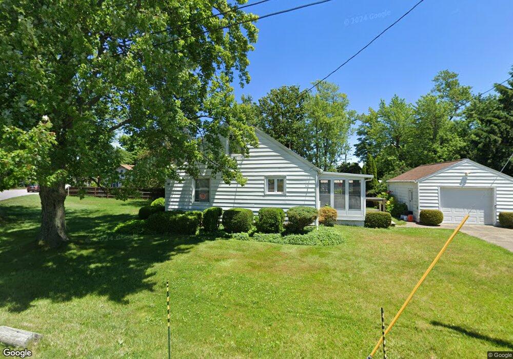 2813 Sterrettania Rd, Erie, PA 16506 - photo 1