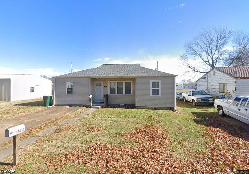 1230 Ward Ave, Parsons, KS 67357 - photo 1