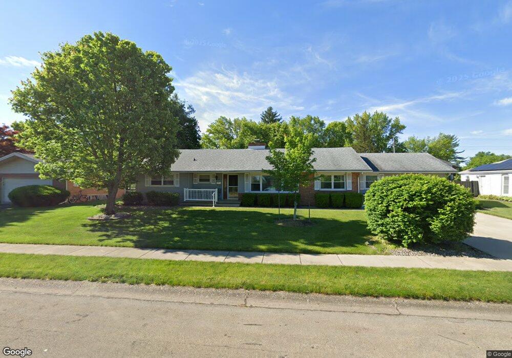 421 Crestmore Ave, Mattoon, IL 61938 - photo 1