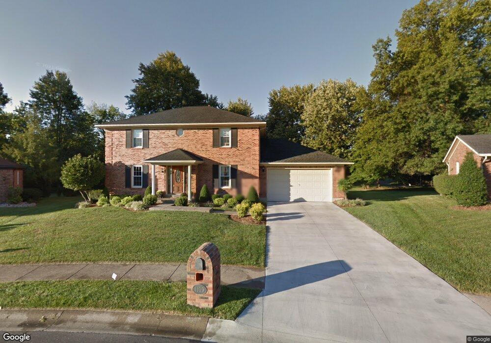 1109 Eastridge Dr, New Albany, IN 47150 - photo 1