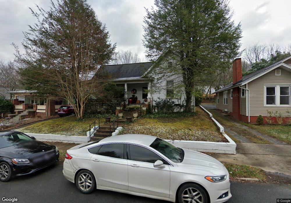 407 W Locust St, Johnson City, TN 37604 - photo 1