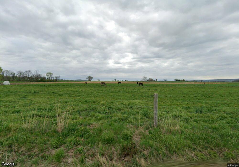 526 Quarry Rd, New Holland, PA 17557 - photo 1