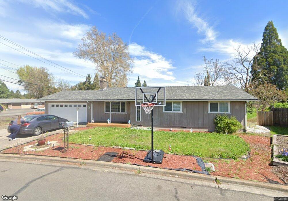 101 Vincent Ave, Central Point, OR 97502 - photo 1