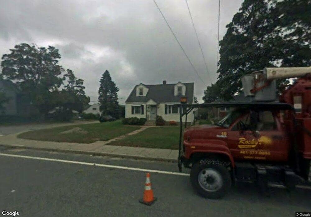 131 Tower St, Westerly, RI 02891 - photo 1