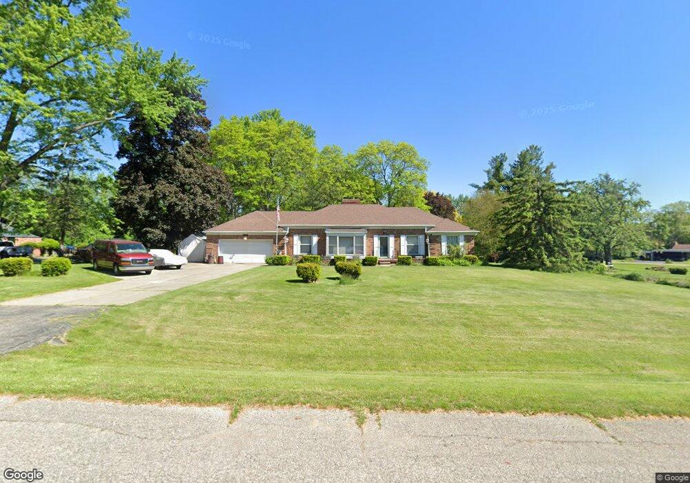 5330 Briarcrest Dr, Flint, MI 48532 - photo 1