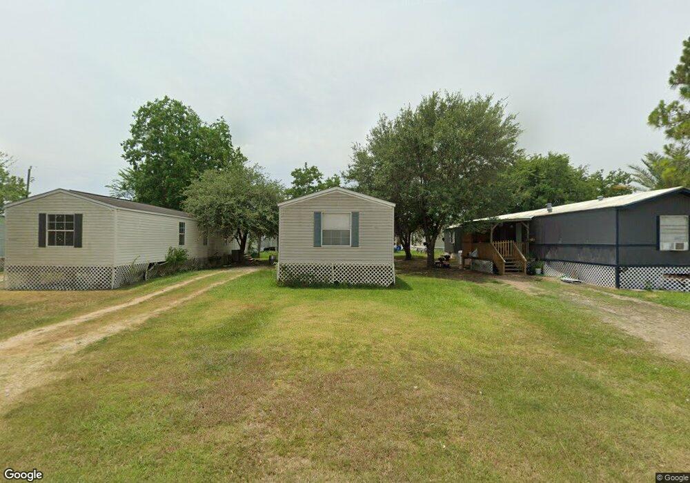 18810 Tree Top Ln, Pearland, TX 77584 - photo 1