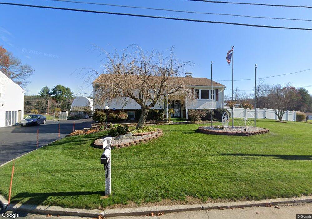 10 Michael Ln, Dudley, MA 01571 - photo 1