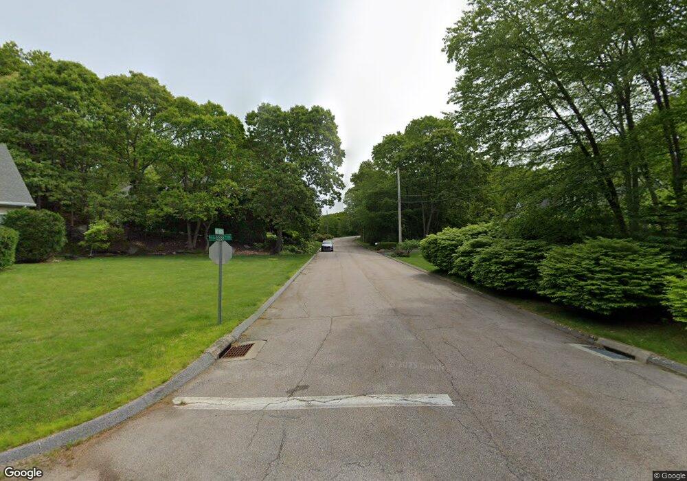 111 Knollwood Dr, Westerly, RI 02891 - photo 1