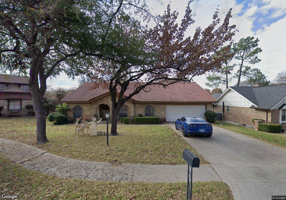 3613 Wayne Ct, Bedford, TX 76021 - photo 1