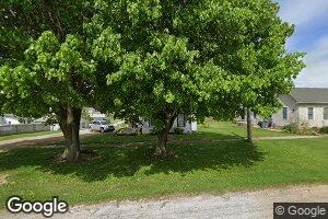 907 Washington St, Scales Mound, IL 61075