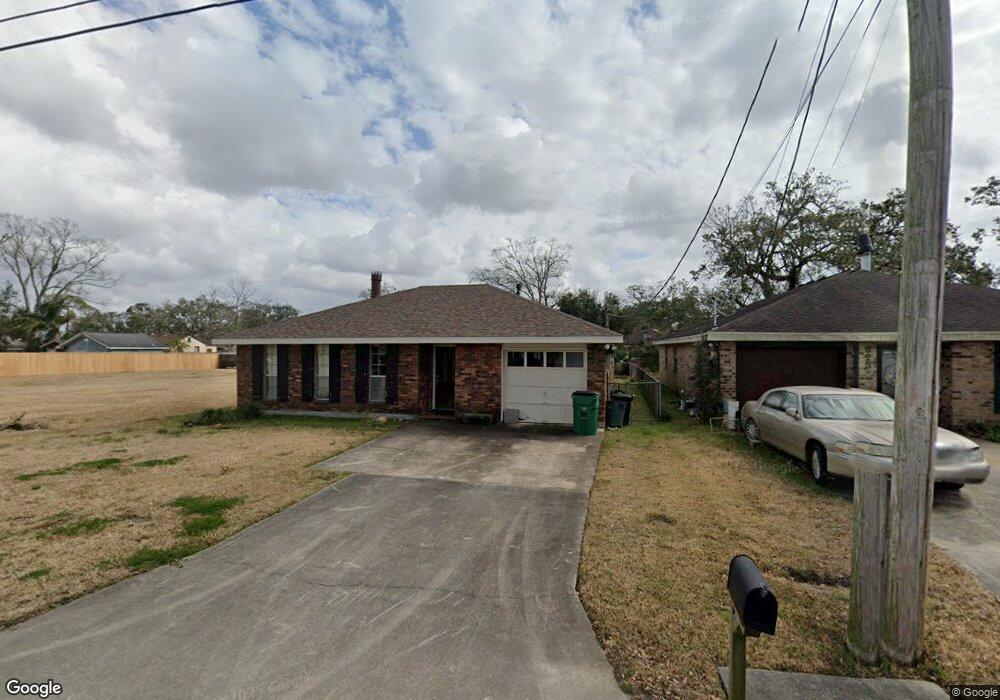 631 Florida St, Slidell, LA 70458 - photo 1