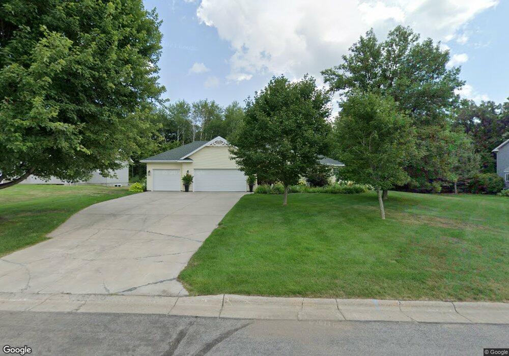 912 Oakcrest Dr, Sauk Rapids, MN 56379 - photo 1