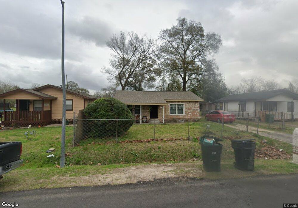 7718 Maxroy St, Houston, TX 77088 - photo 1