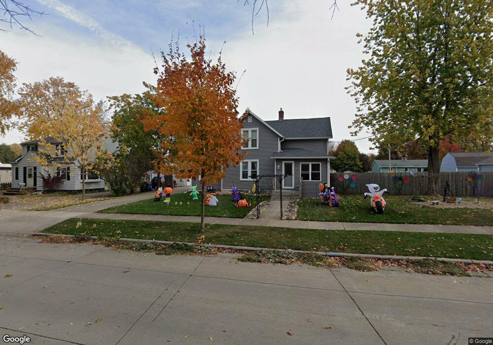 1824 S Lawe St, Appleton, WI 54915 - photo 1