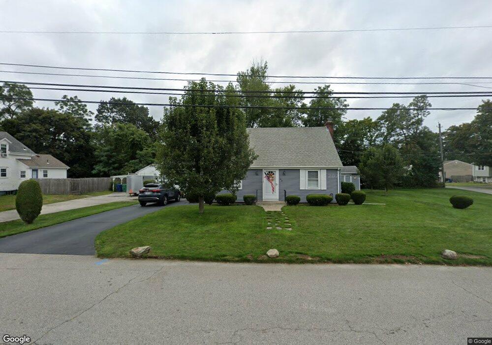 62 Bellevue Ave, Warwick, RI 02888 - photo 1