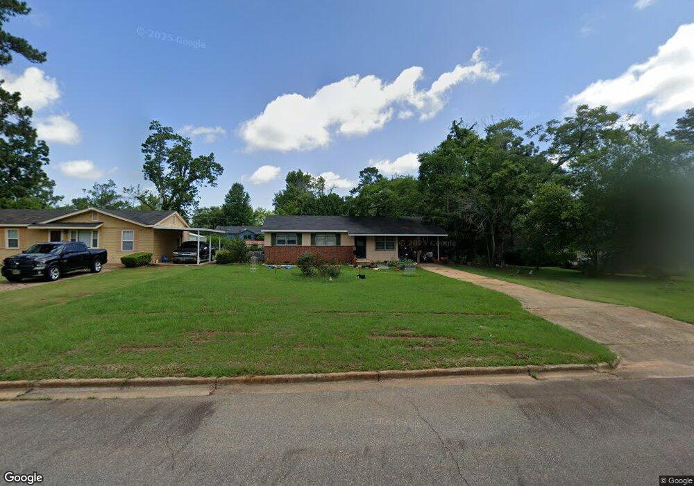 1923 Edgerly Ave, Albany, GA 31707 - photo 1