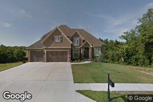 4606 Verona Dr, Riverside, MO 64150
