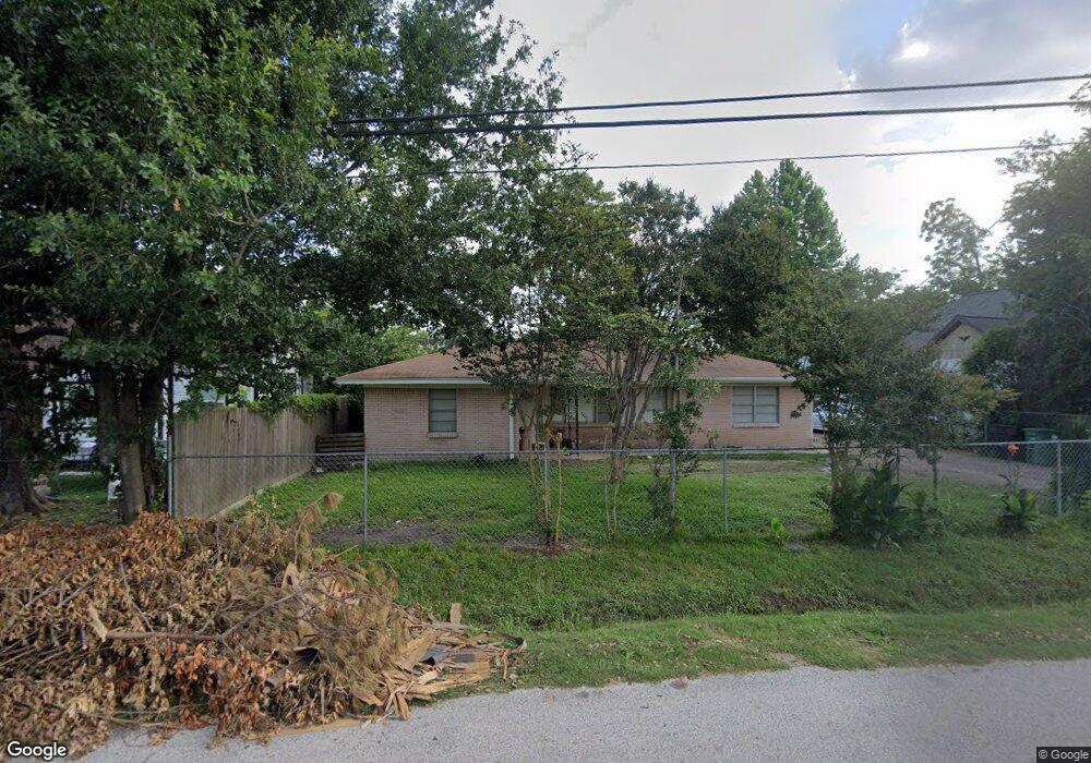 319 Lindale St, Houston, TX 77022 - photo 1