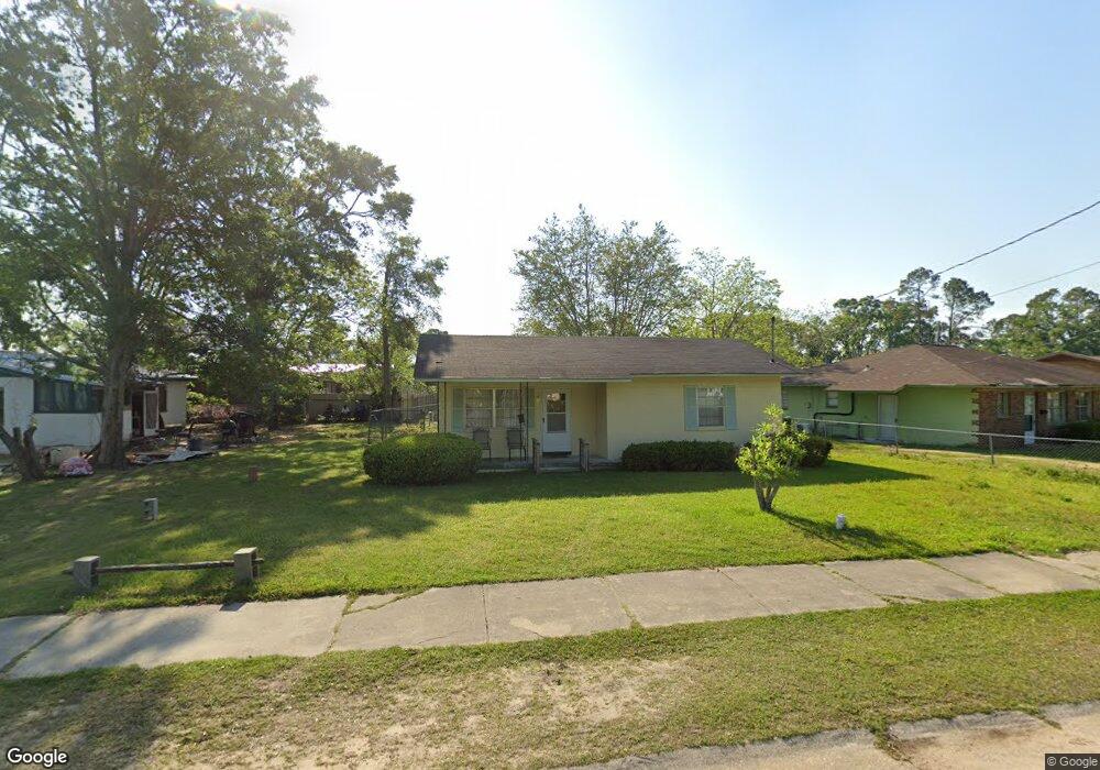 911 Mark Hanna St, Douglas, GA 31533 - photo 1